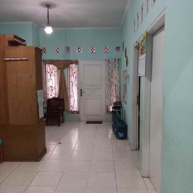 dijual rumah second dikawasan pondok aren