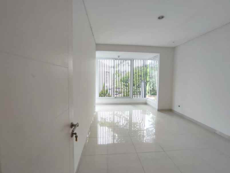 dijual rumah siap huni di boulevard citragran cibubur