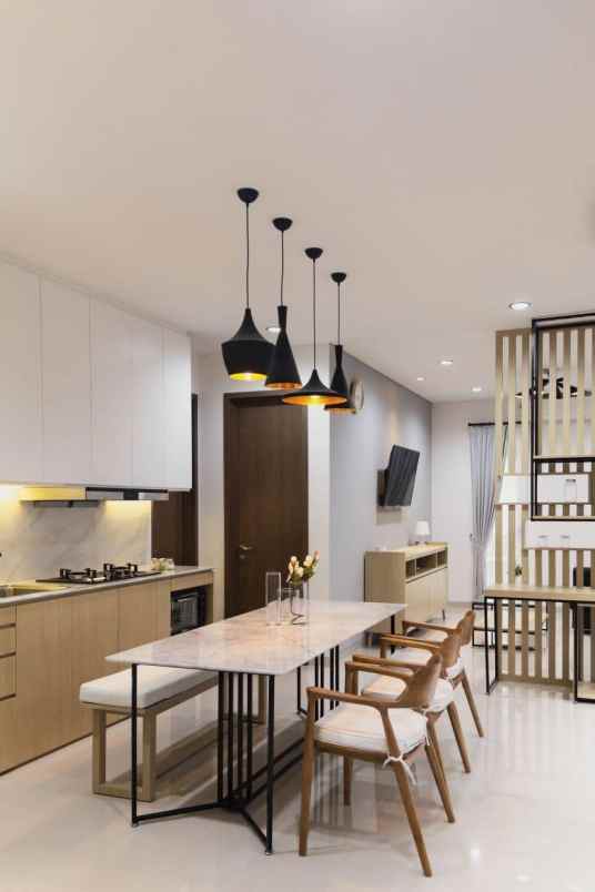 dijual rumah siap huni di graha natura surabaya barat