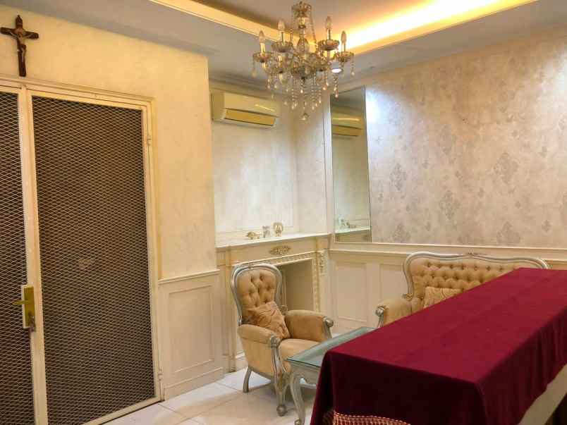 dijual rumah siap huni di mahogany residence cibubur