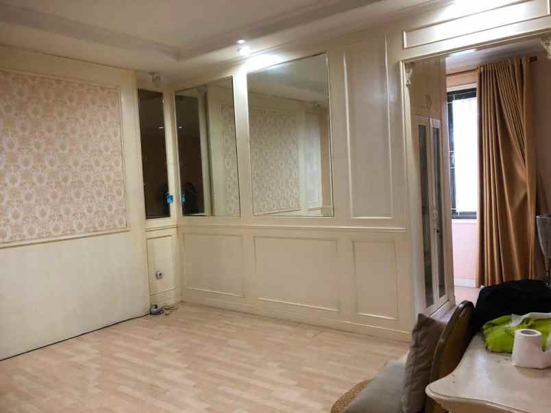 dijual rumah siap huni di mahogany residence cibubur