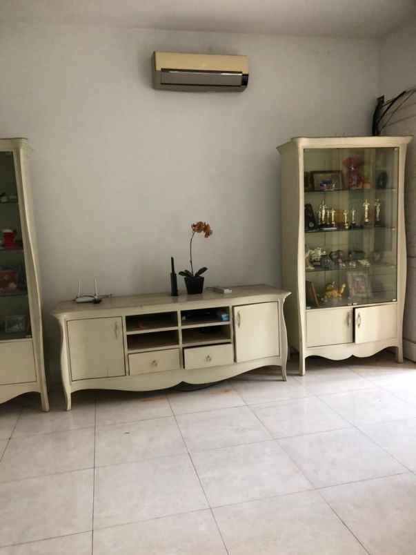 dijual rumah siap huni di mahogany residence cibubur