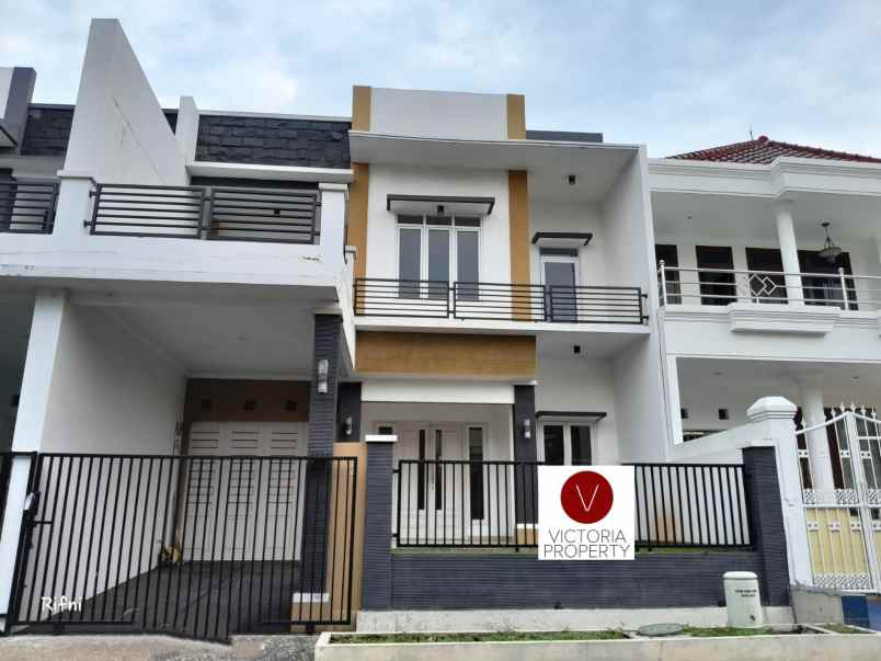 dijual rumah siap huni di raffles hills cibubur