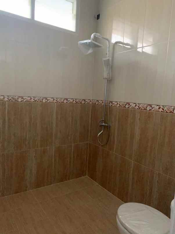 dijual rumah siap huni di raffles hills cibubur