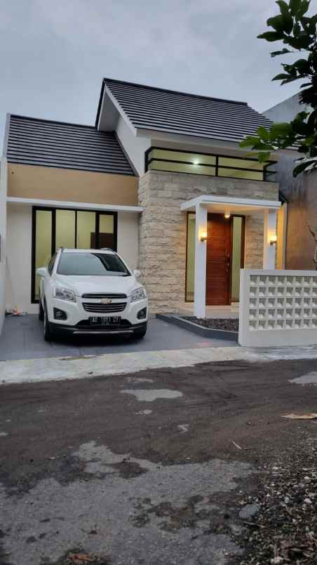 dijual rumah sukoharjo