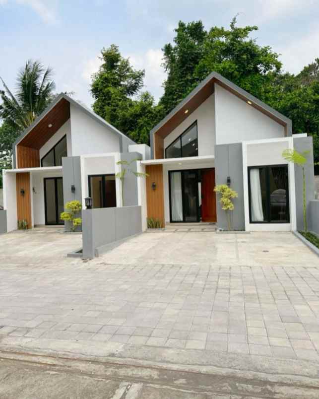 dijual rumah sukoharjo ngaglik sleman