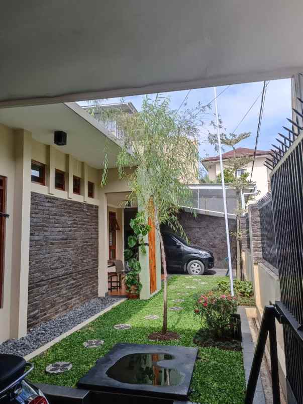 dijual rumah sulaksana baru antapani