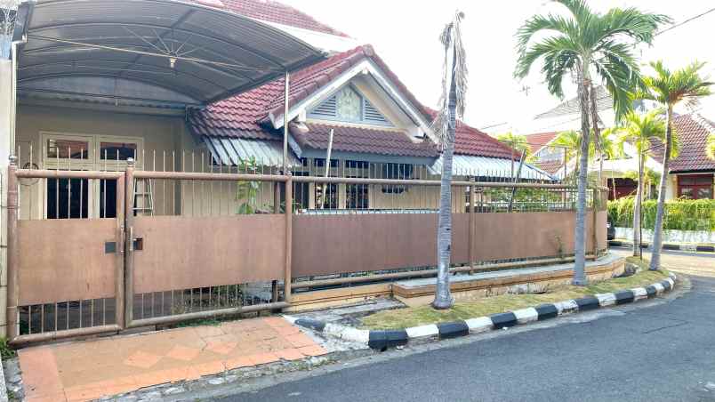 dijual rumah sutorejo prima utara