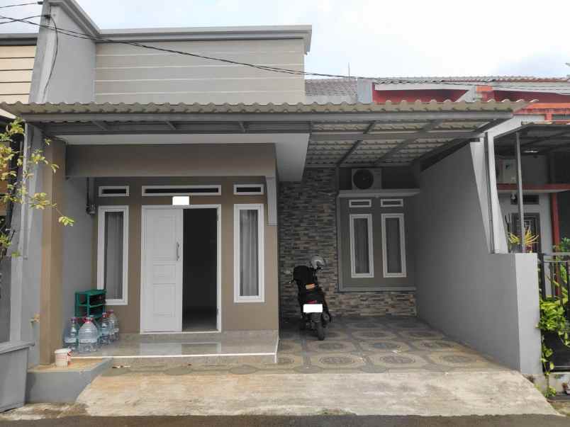 dijual rumah tanah baru beji depok jawa