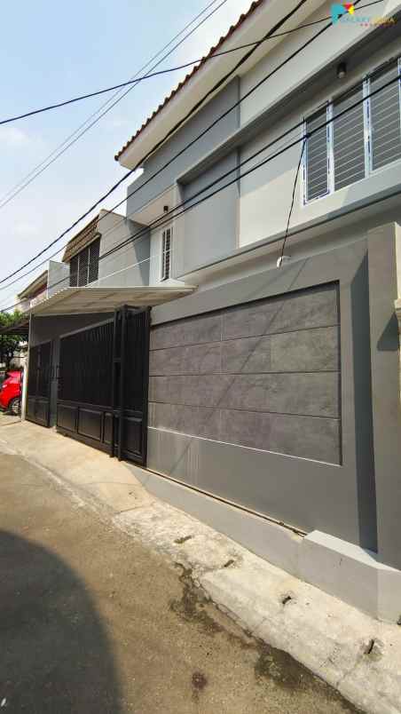 dijual rumah tebet timur