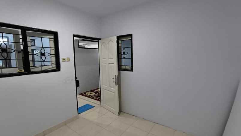 dijual rumah telagamas bekasi