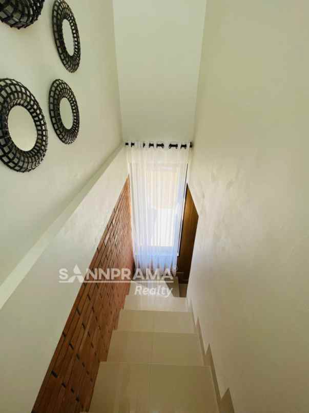 dijual rumah tengah cibinong bogor