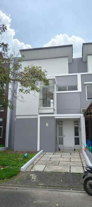 dijual rumah the icon eastern cosmo