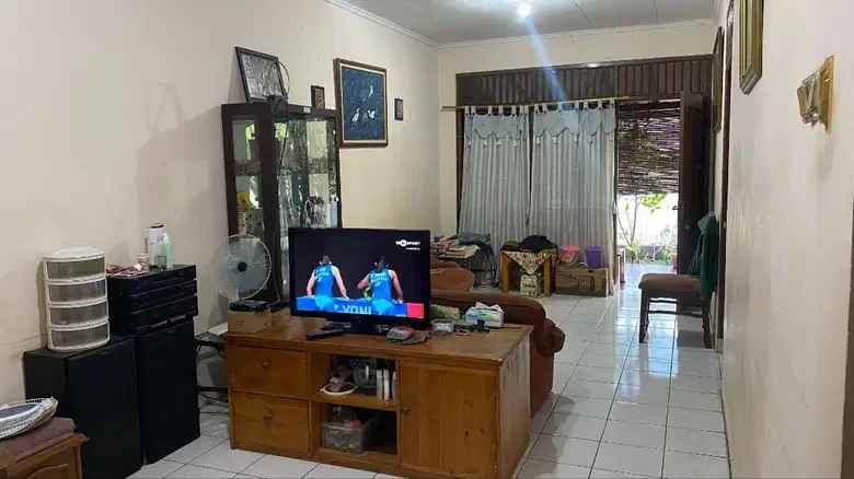 dijual rumah tinggal hook lokasi di permata pamulang