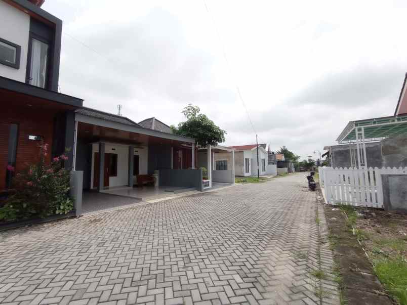 dijual rumah trunuh klaten selatan klaten