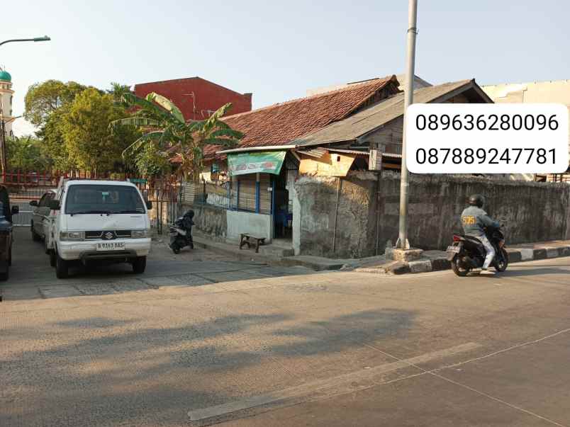 dijual rumah tua cengkareng