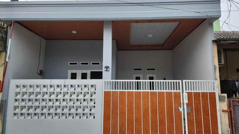 dijual rumah vila gading harapan 1 kebalen