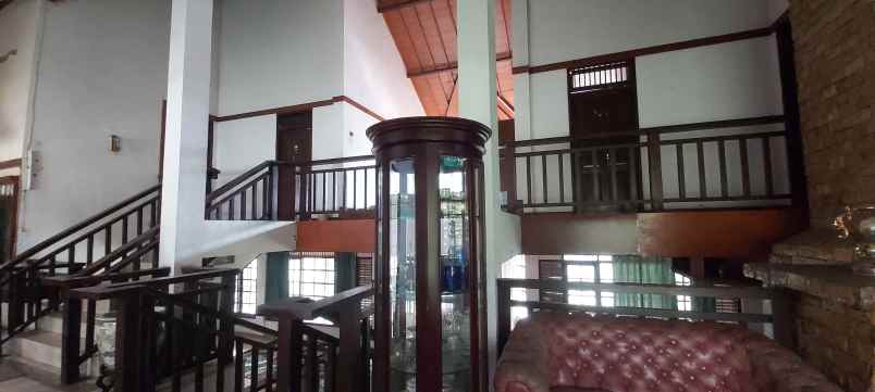 dijual rumah villa di ciwaruga gegerkalong