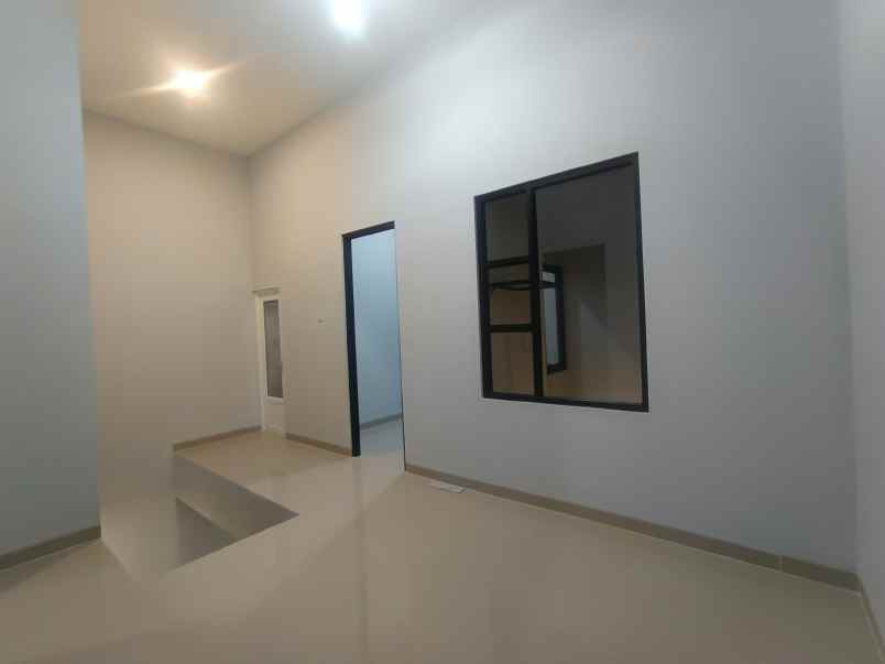 dijual rumah villa indah permai teluk