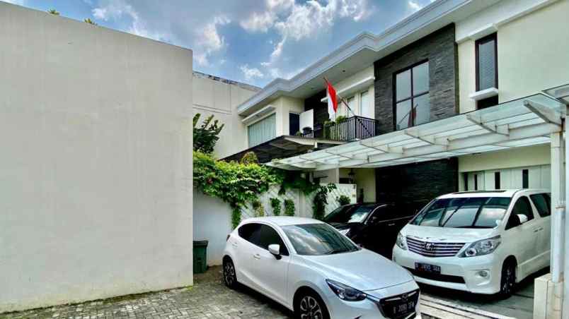 dijual rumah warung buncit pancoran