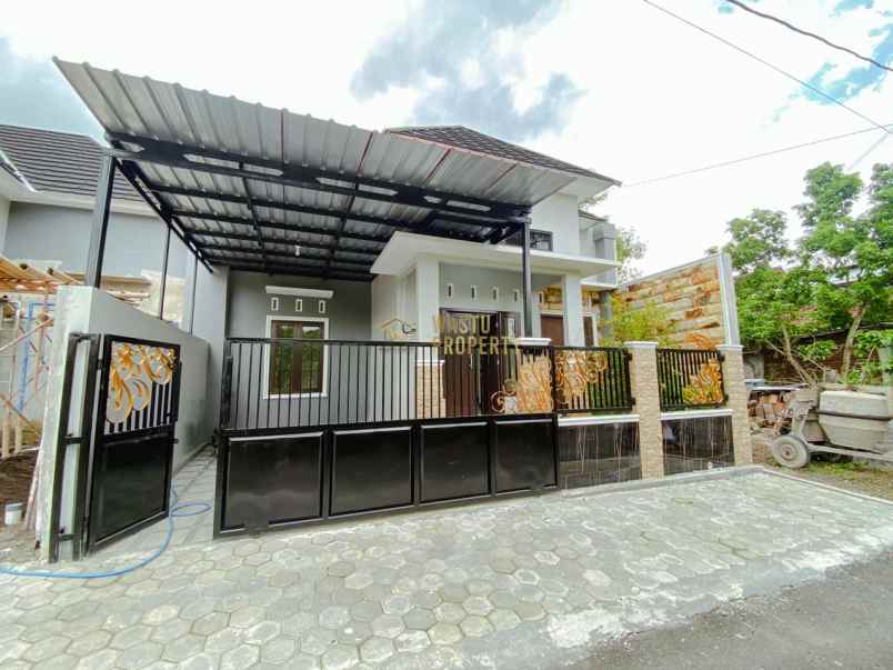 dijual rumah wedomartani