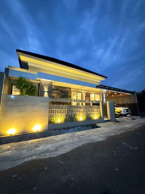 dijual rumah widodomartani ngemplak