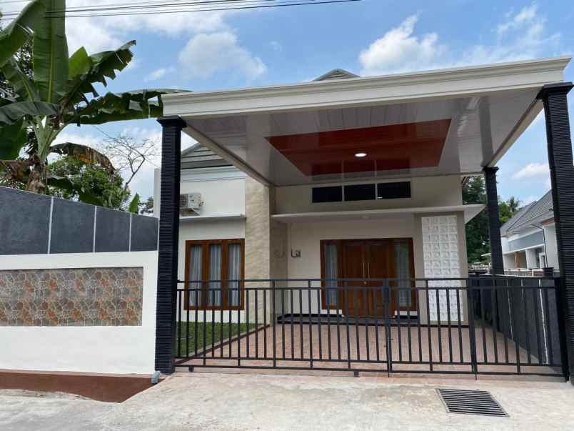 dijual rumah widodomartani ngemplak sleman