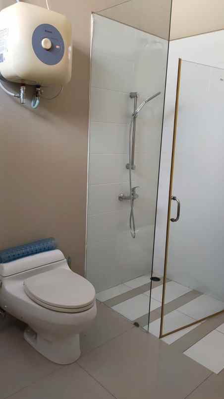 dijual rumah wisata bukit mas cluster rome