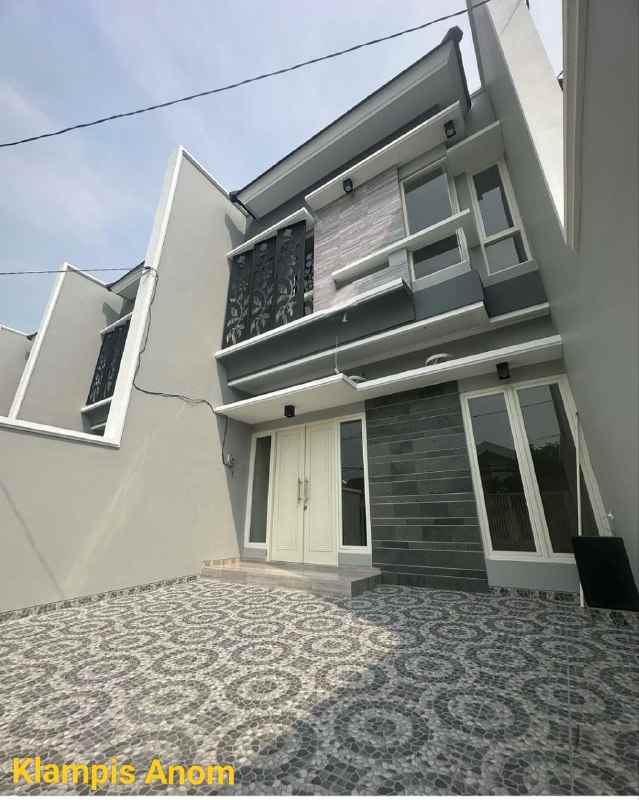 dijual rumah wisma mukti