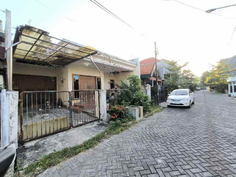 dijual rumah wisma permai