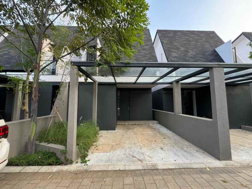 dijual rumah yve habitat limo