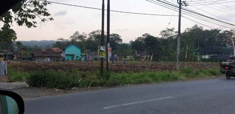 dijual tanah di raya tlogowaru desa