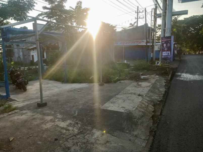 dijual tanah jalan pattimura