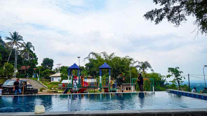 dijual tanah jalan selawangi puncak dua