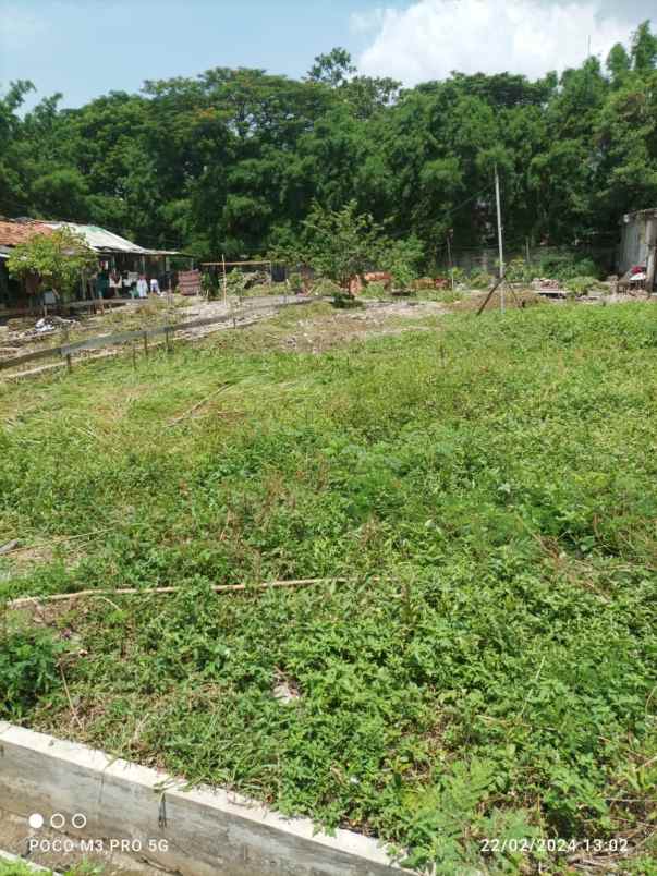 dijual tanah jl dr krt radjiman