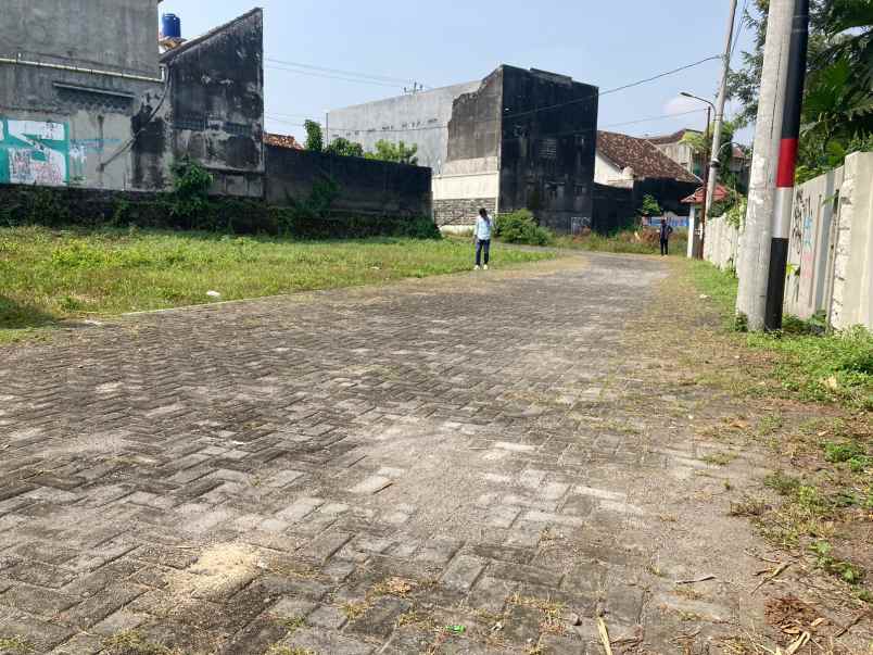 dijual tanah jl kapten hariyadi