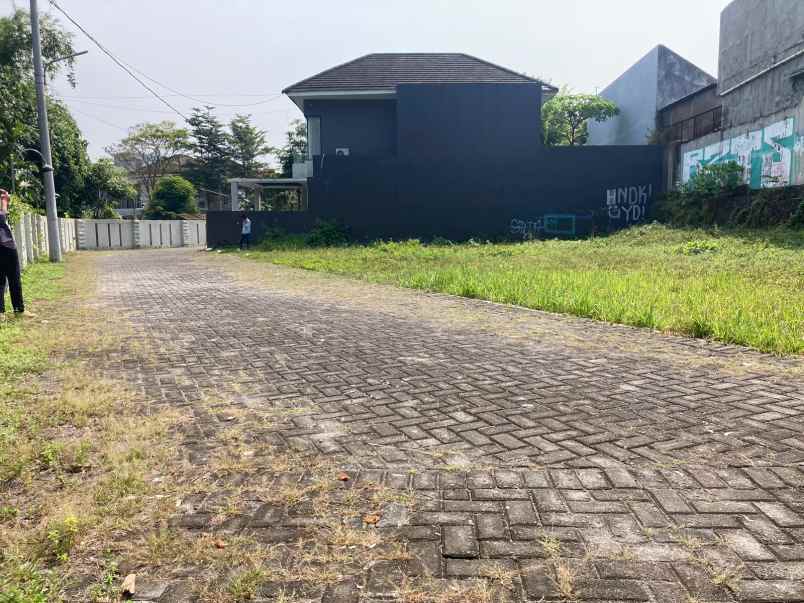 dijual tanah jl kapten hariyadi