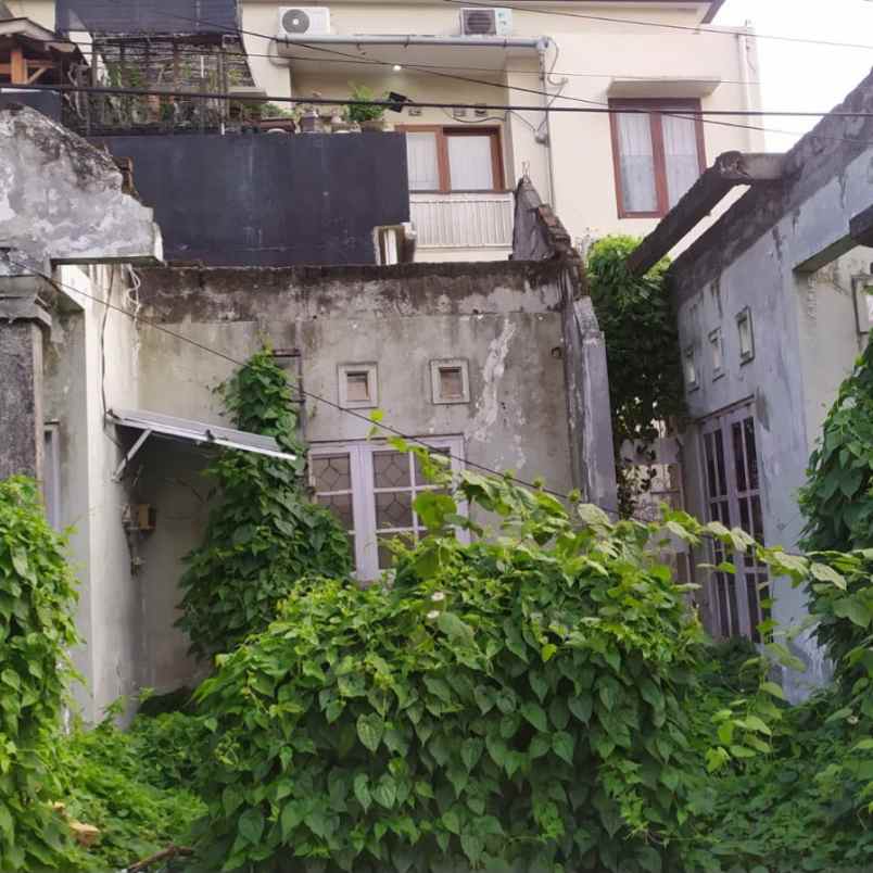 dijual tanah jl karang sari i