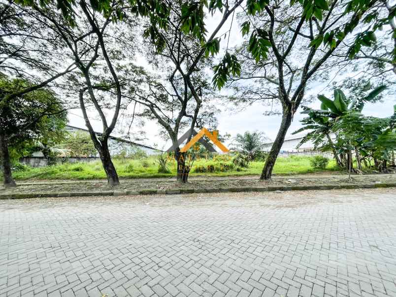 dijual tanah kim 3 di jalan pulau