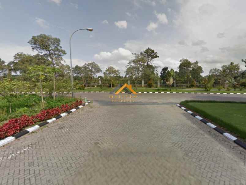 dijual tanah komplek riverview polonia