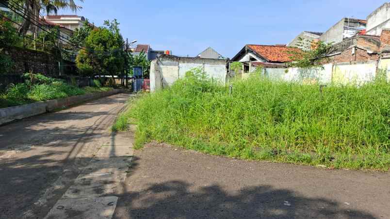 dijual tanah kreo selatan larangan