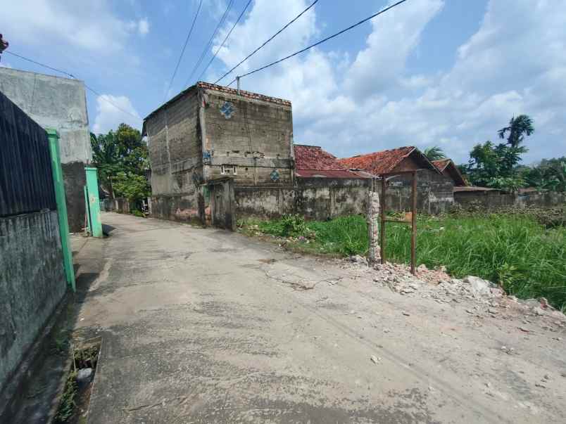 dijual tanah setunggal