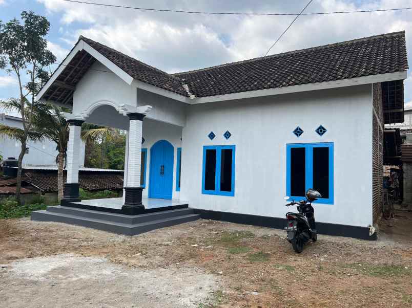 dijual tanah utar koramil kerjo