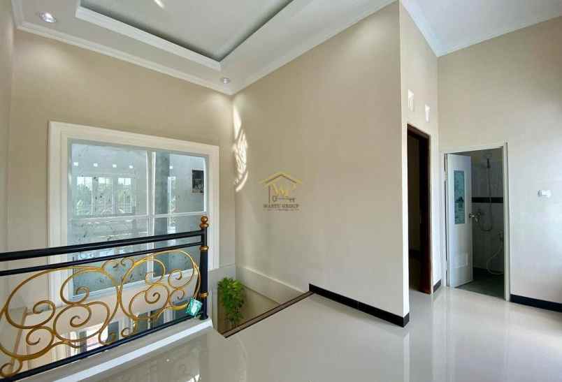 dijual villa baturetno banguntapan