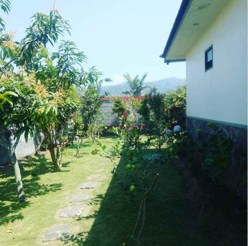 dijual villa bumiaji