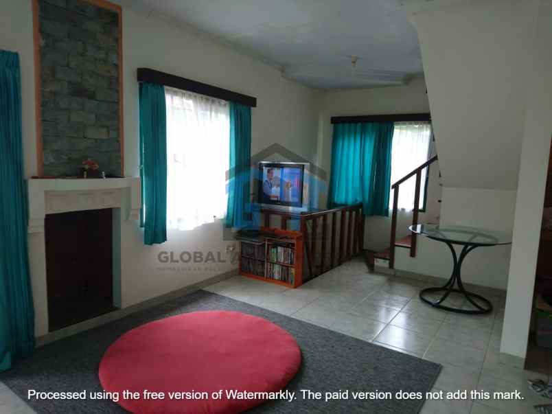 dijual villa cisarua parongpong lembang