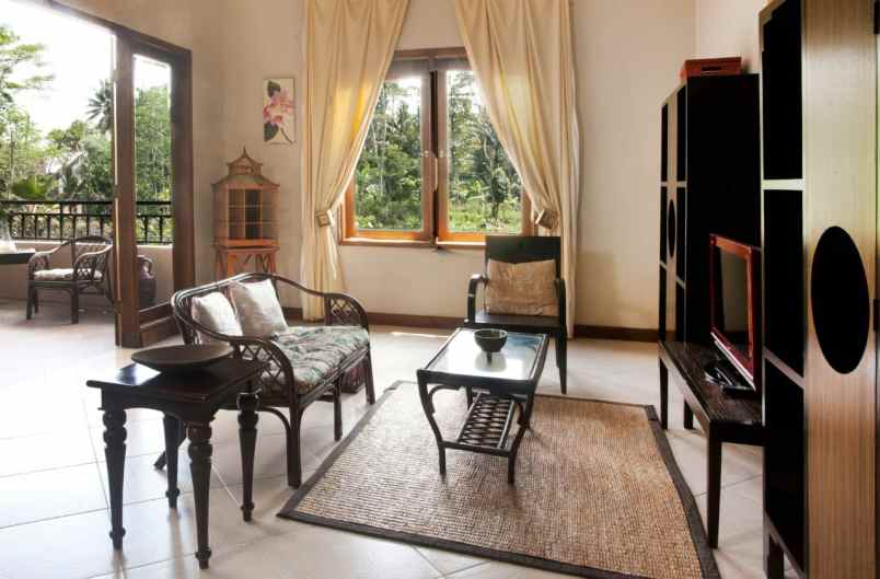 dijual villa dero wetan harjobinangun