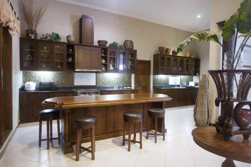 dijual villa dero wetan harjobinangun