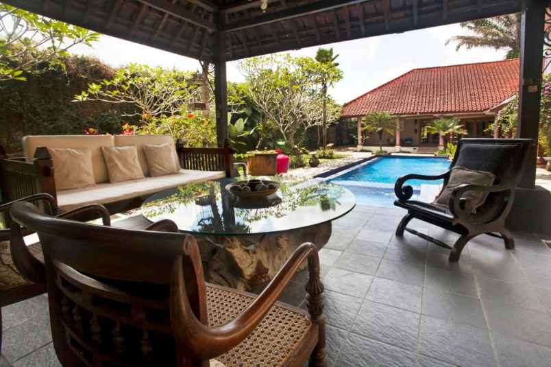 dijual villa dero wetan harjobinangun