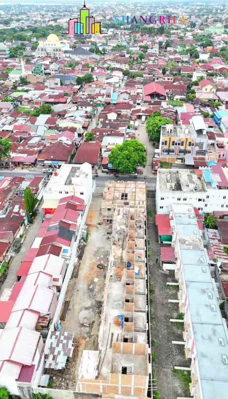 dijual villa jalan pasar merah menteng